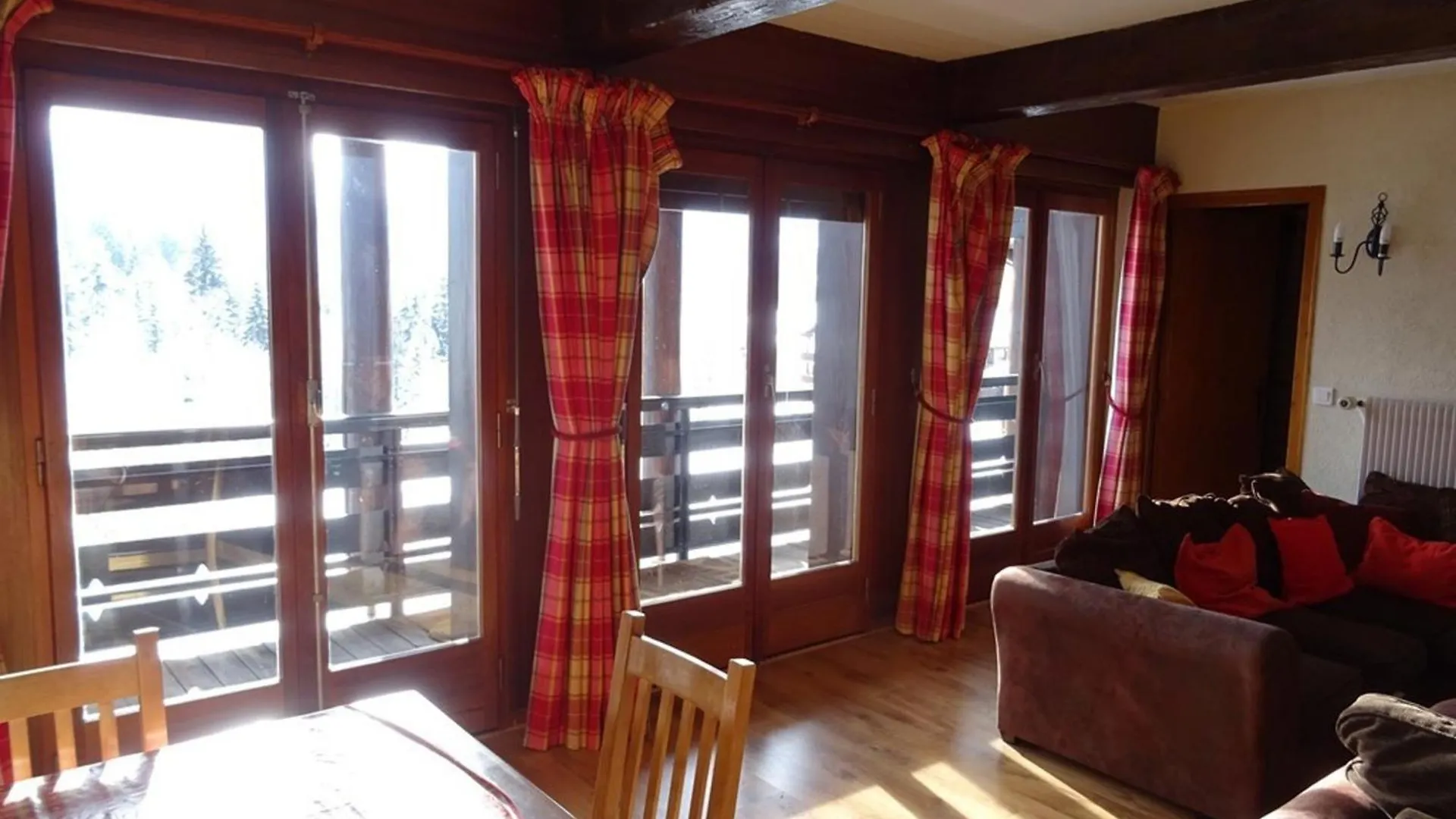 Appartement 5 Pieces 92M² Aux Gets - Lumineux, Proche Pistes Et Commerces, Garage Inclus - Fr-1-802-46 Les Gets