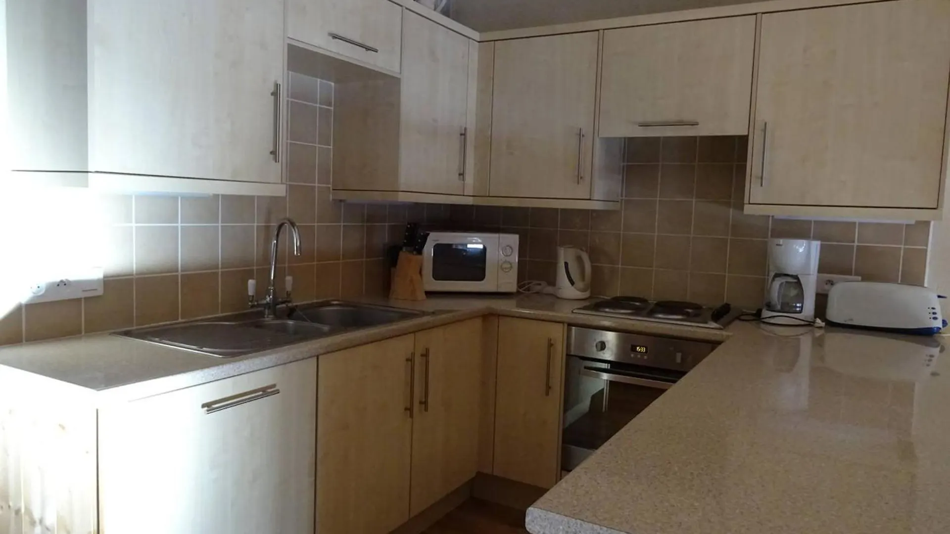 Appartement 5 Pieces 92M² Aux Gets - Lumineux, Proche Pistes Et Commerces, Garage Inclus - Fr-1-802-46 Les Gets 0*,