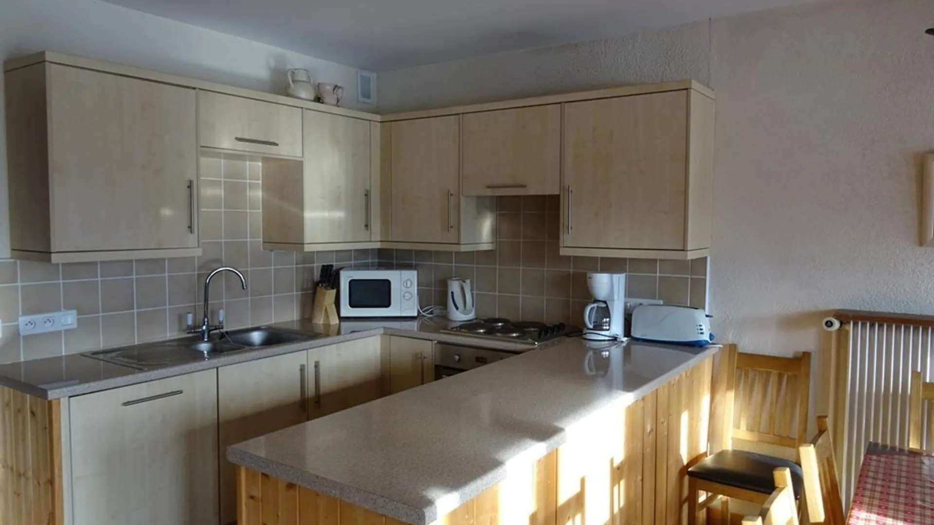 Appartement 5 Pieces 92M² Aux Gets - Lumineux, Proche Pistes Et Commerces, Garage Inclus - Fr-1-802-46 Les Gets Apartment